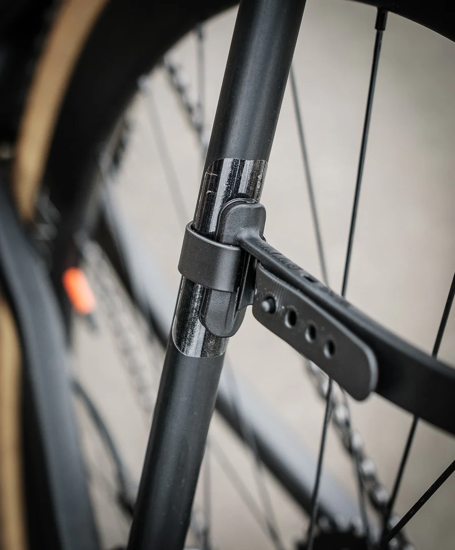 Win Wing 2 Gravel Black Dot - Image 10